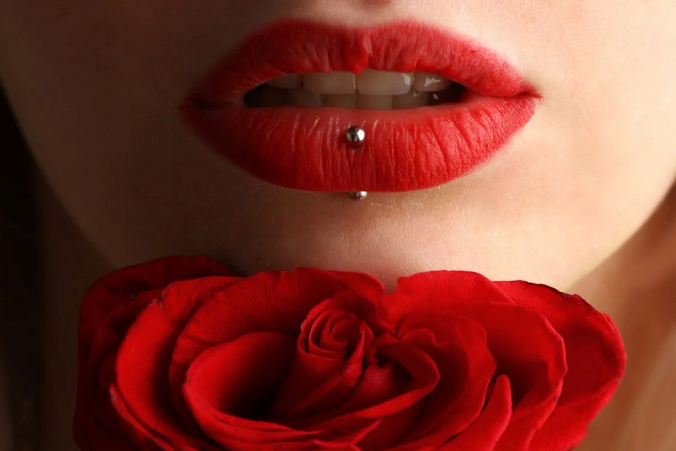 red lip